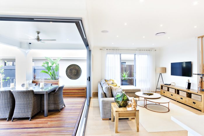 Immobilien, Makler, Haus, Wohnung, Eigentumswohnung, Kauf, Miete, verkaufen, vermieten, Düsseldorf, Düsseldorf-Nord, Düsseldorfer Norden, Duisburg, Duisburg-Süd, Duisburger Süden, Eigentümer, Eigentum, Vermietung, Vermieter, Immobiliensuche, suchen, Immobilienmakler, real estate agency, real estate agent, Haus kaufen, Haus mieten, Wohnung kaufen, Wohnung mieten, Immobilienexperte, Immobilienberater, Wittlaer, Kaiserswerth, Kalkum, Angermund, Lohausen, Stockum, Golzheim, Zuhause, ASSVOR, Kaufpreis, Herr Krüll ,Aktuelles, Tipps, Privatverkauf, Mittelpunkt, erster, Eindruck, Räume, aufgeräumt, Immpuls